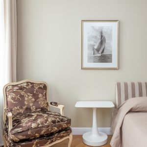 Como usar móvel clássico na decoração moderna