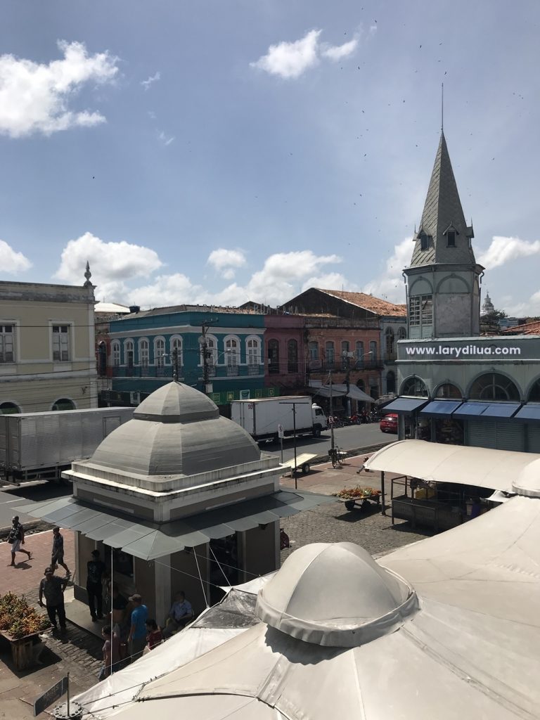 Cinco passeios gratuitos em Belém lary di lua