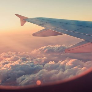 Passagem Aérea com Milhas: Guia para Comprar mais Barato