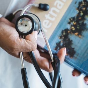 Como acionar seguro viagem no exterior? Passo a passo para ser atendido sem estresse