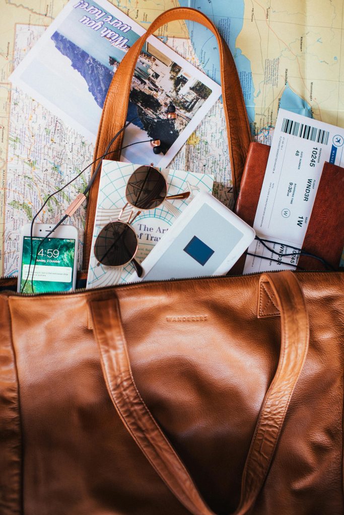 Documentos para fazer intercâmbio em malta lary di lua viagens